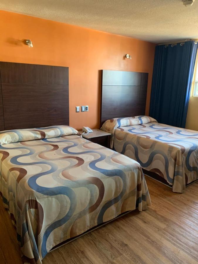 Casa Blanca La Corregidora Hotel Emperador De Queretaro מראה חיצוני תמונה
